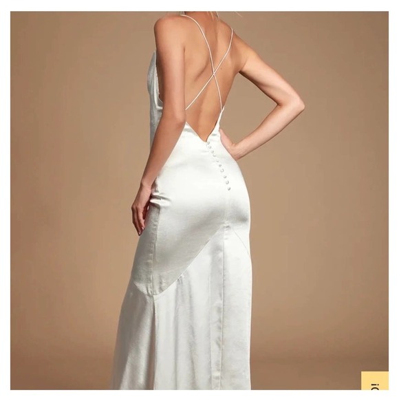 NWT Elliat Aisle Satin White Wedding Bride Slip Cowl Neck Maxi Dress Size Small - Picture 3 of 16